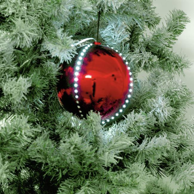 Julekugle med LED Lys - Rød - Ø15cm - Snebold