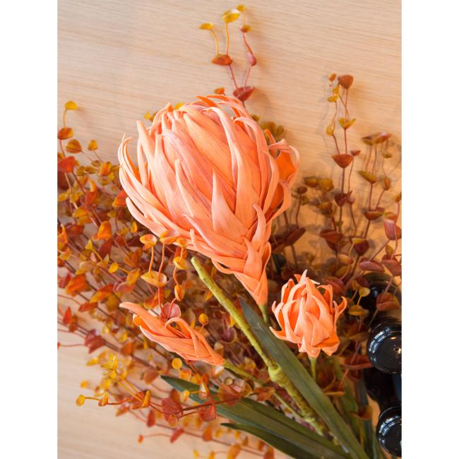 Kunstig Eukalyptus Kvist. Orange. 110 Cm.